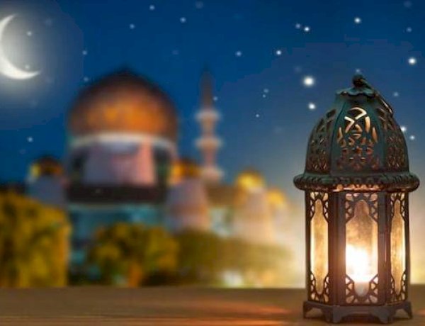 മാസപ്പിറവി ദൃശ്യമായില്ല;ഗൾഫിൽ ചെറിയ പെരുന്നാൾ വെള്ളിയാഴ്ച