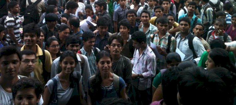 സര്‍വകലാശാലയില്‍ ക്ലാസ് തുടങ്ങാന്‍ സാഹചര്യമൊരുക്കണമെന്ന് വിദ്യാര്‍ത്ഥികളോട് അധികൃതര്‍