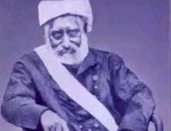  വരക്കല്‍ മുല്ലക്കോയ തങ്ങള്‍