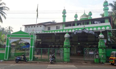 ഇടിയങ്ങര പള്ളിവീട്ടില്‍ കുഞ്ഞിക്കോയ മുല്ല