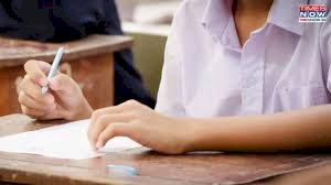 എട്ടാം ക്ലാസുവരെ എല്ലാവരെയും ജയിപ്പിക്കുന്ന പദ്ധതി നിര്‍ത്തലാക്കുന്നു